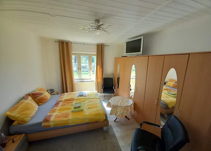 Monteur- Fuer 5 Pers Gartenhaus شقة Markisch Buchholz