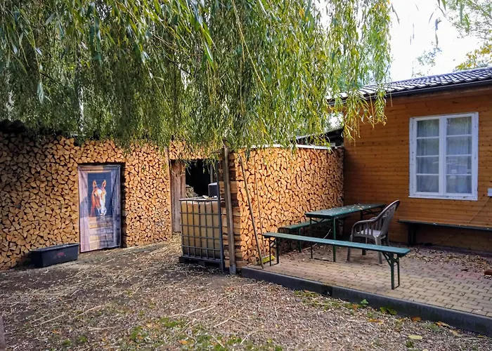 Monteur- Fuer 5 Pers Gartenhaus